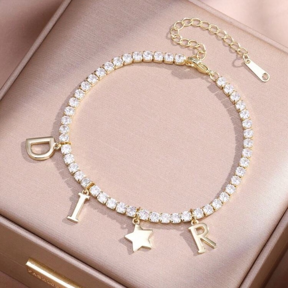 Fashion Gold Charm Bracelet